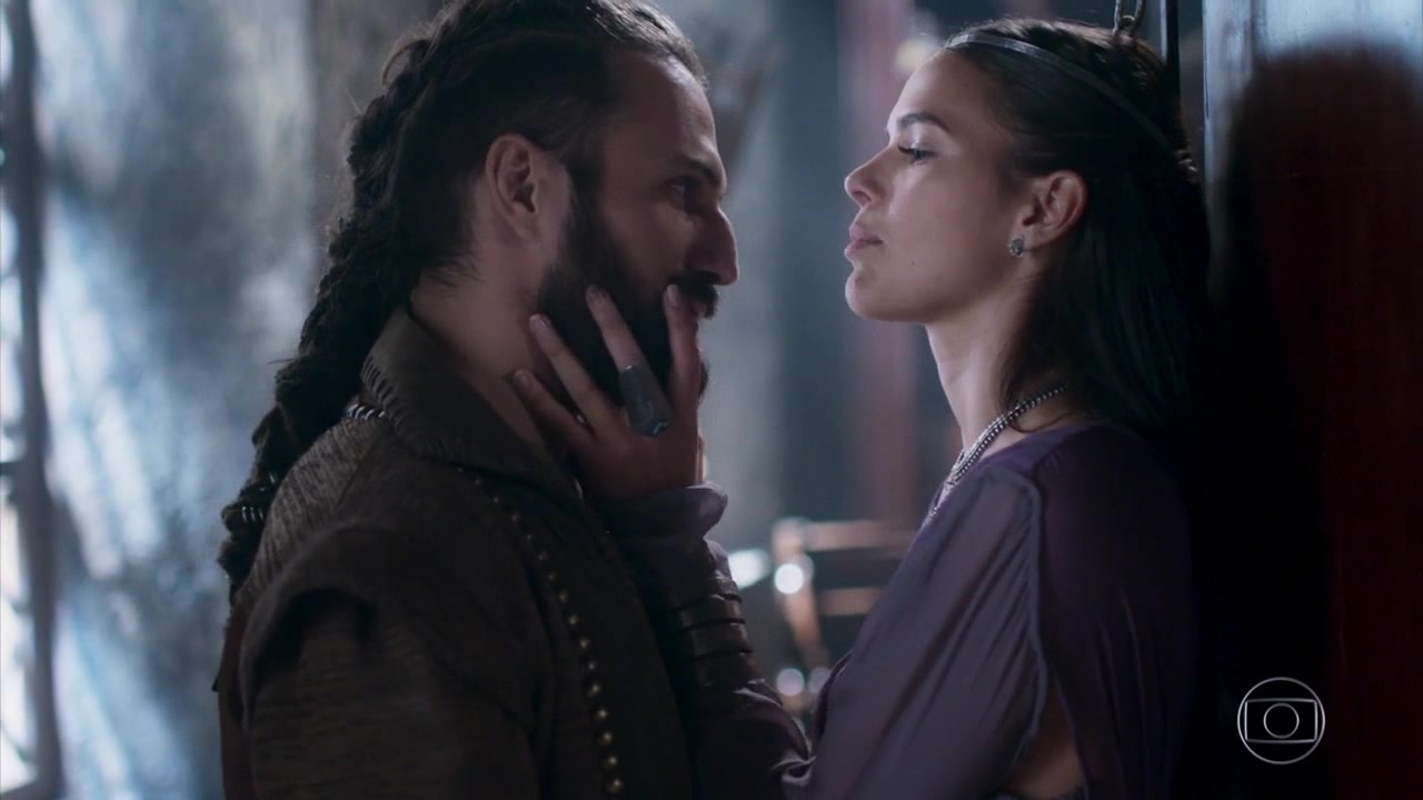 Боже, храни короля 17 серия Боже, храни короля 17 серия