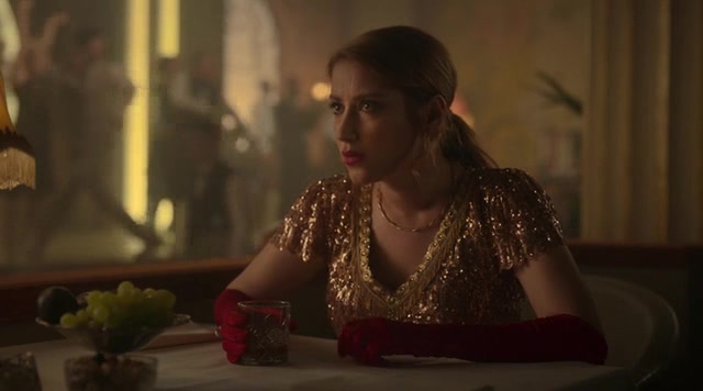 Полночь в отеле Пера Палас 4 серия Полночь в отеле Пера Палас 4 серия