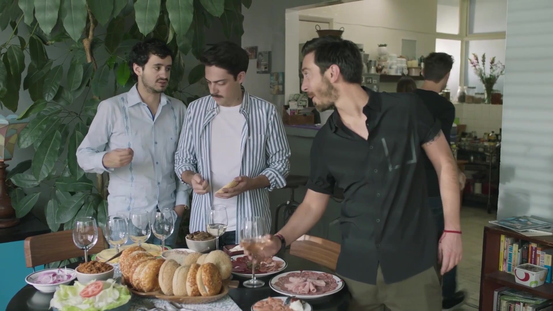 Как выжить, будучи одиноким 8 серия Как выжить, будучи одиноким 8 серия