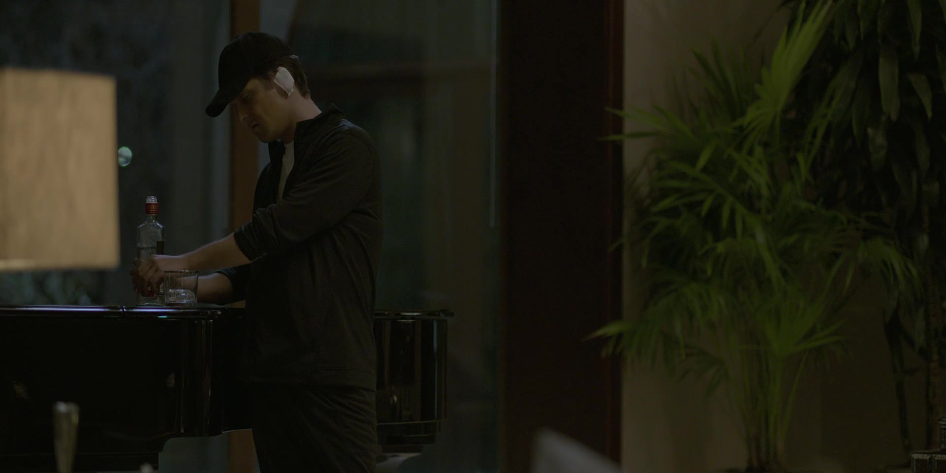 Луис Мигель: Сериал 2 серия Луис Мигель: Сериал 2 серия