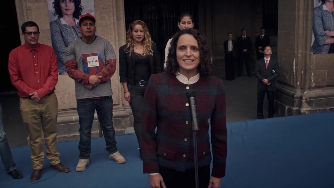 Неуправляемая 6 серия Неуправляемая 6 серия