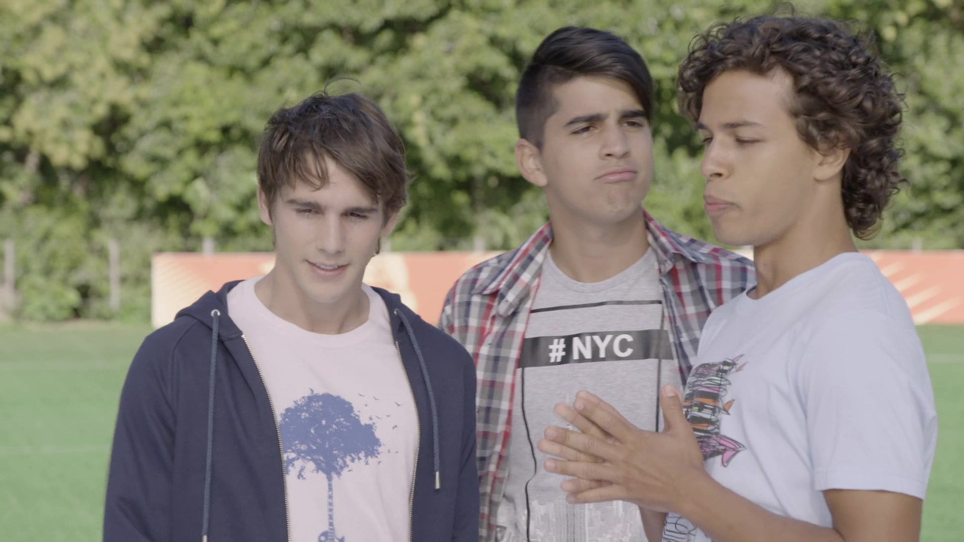 Одиннадцать 1 серия