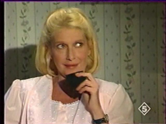 Первая любовь 12 серия Первая любовь 12 серия