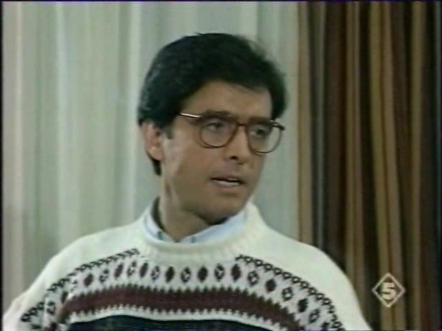 Первая любовь 122 серия Первая любовь 122 серия