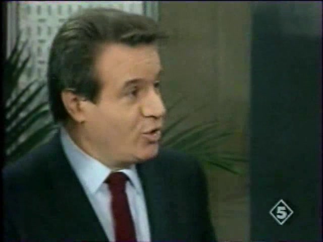 Первая любовь 125 серия Первая любовь 125 серия