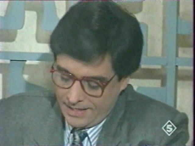 Первая любовь 132 серия Первая любовь 132 серия