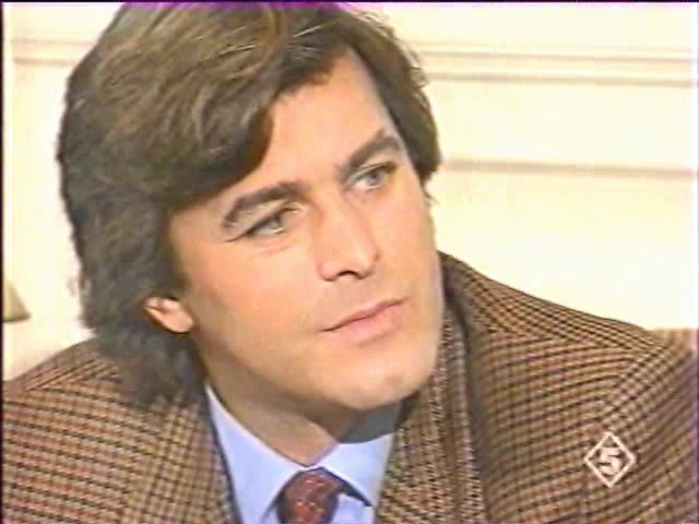 Первая любовь 161 серия Первая любовь 161 серия