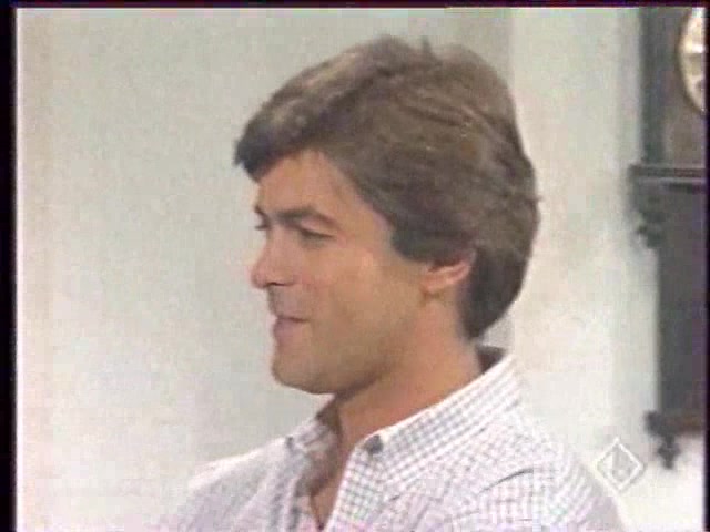 Первая любовь 4 серия Первая любовь 4 серия