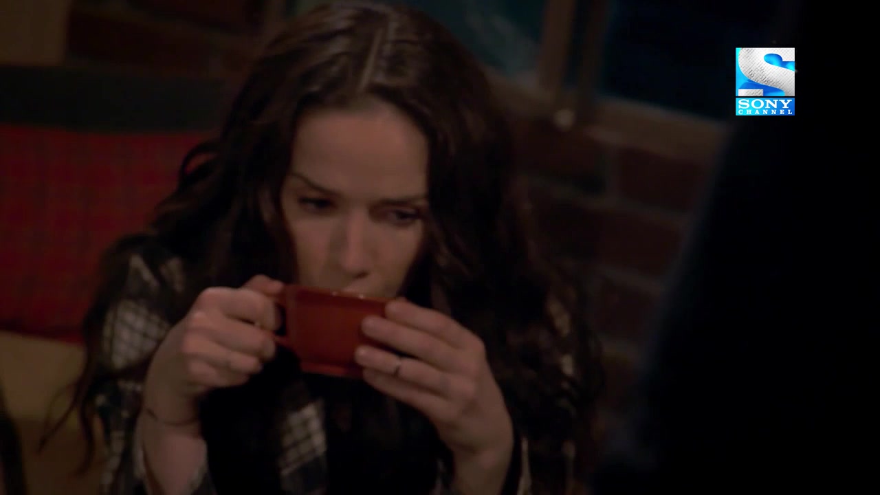 Среди каннибалов 24 серия