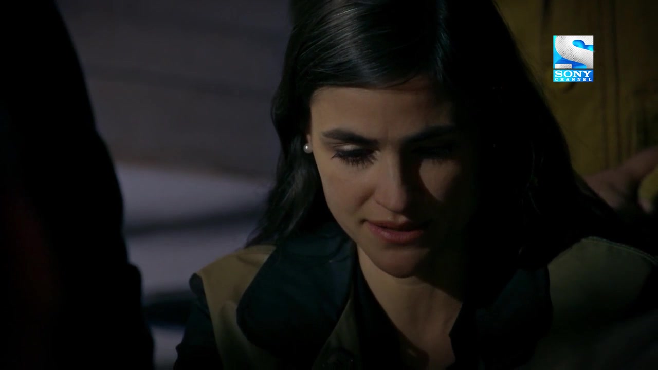 Среди каннибалов 33 серия