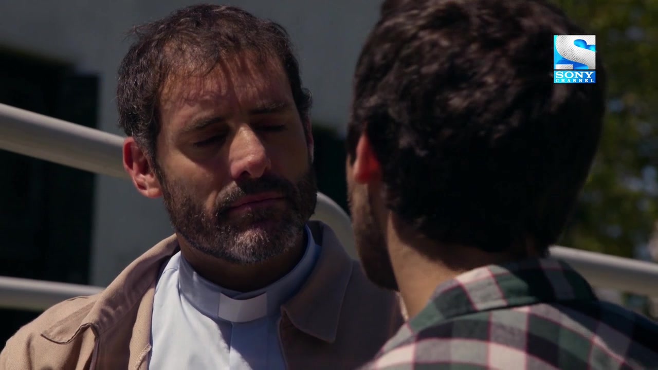 Среди каннибалов 4 серия Среди каннибалов 4 серия