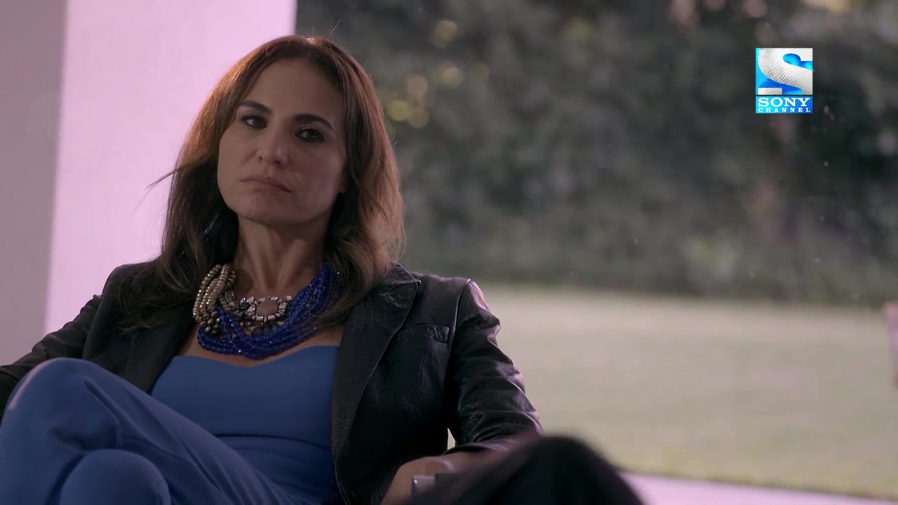 Среди каннибалов 6 серия