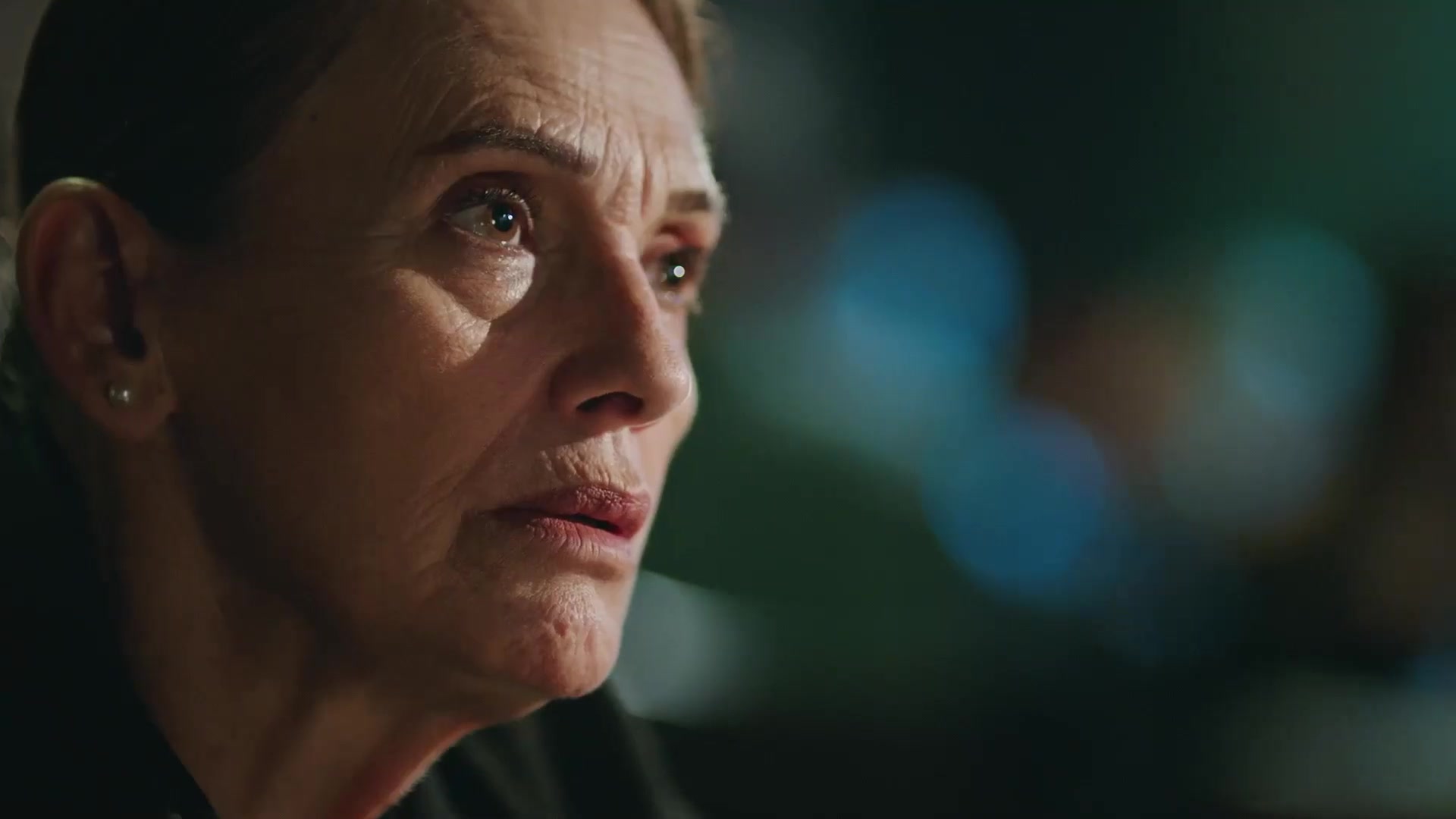 Девушка за стеклом 10 серия Девушка за стеклом 10 серия