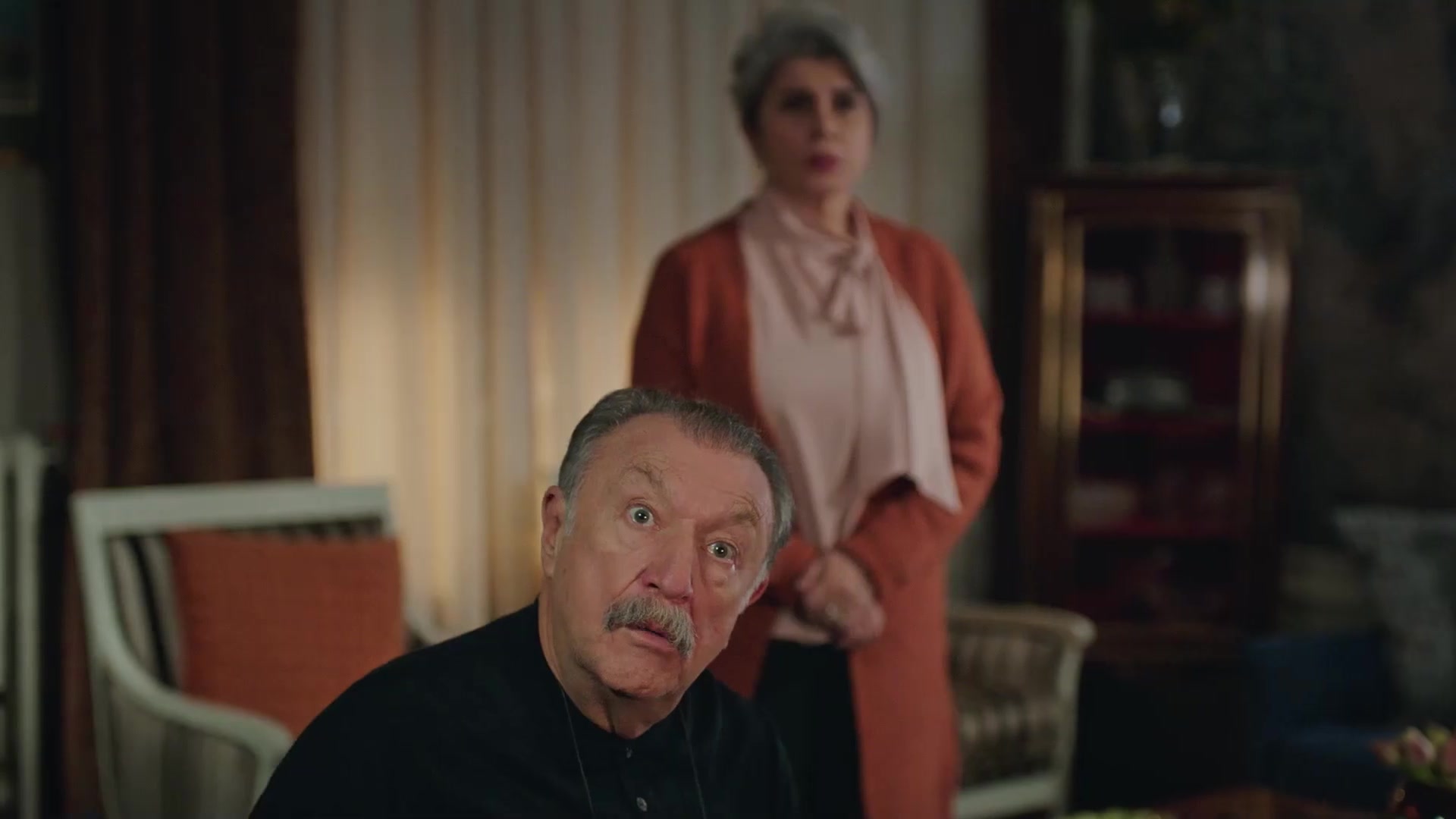 Девушка за стеклом 11 серия Девушка за стеклом 11 серия