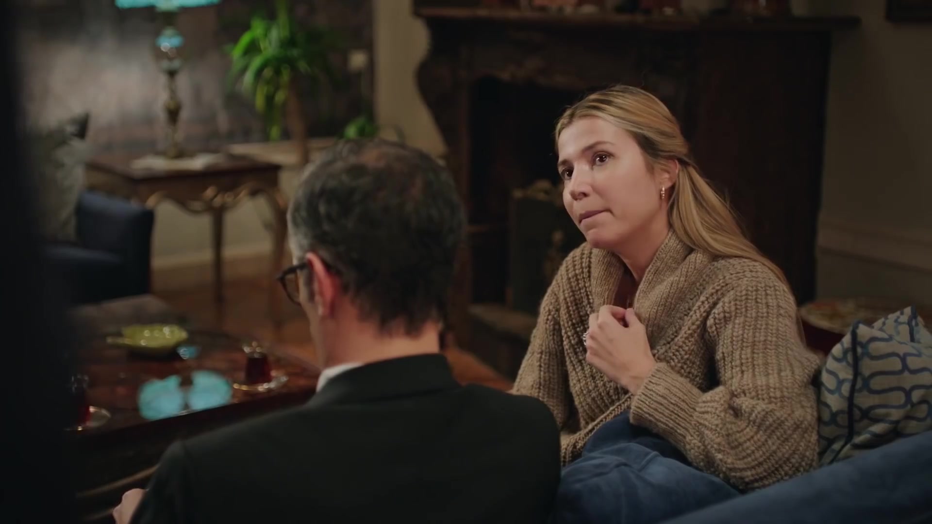 Девушка за стеклом 12 серия Девушка за стеклом 12 серия