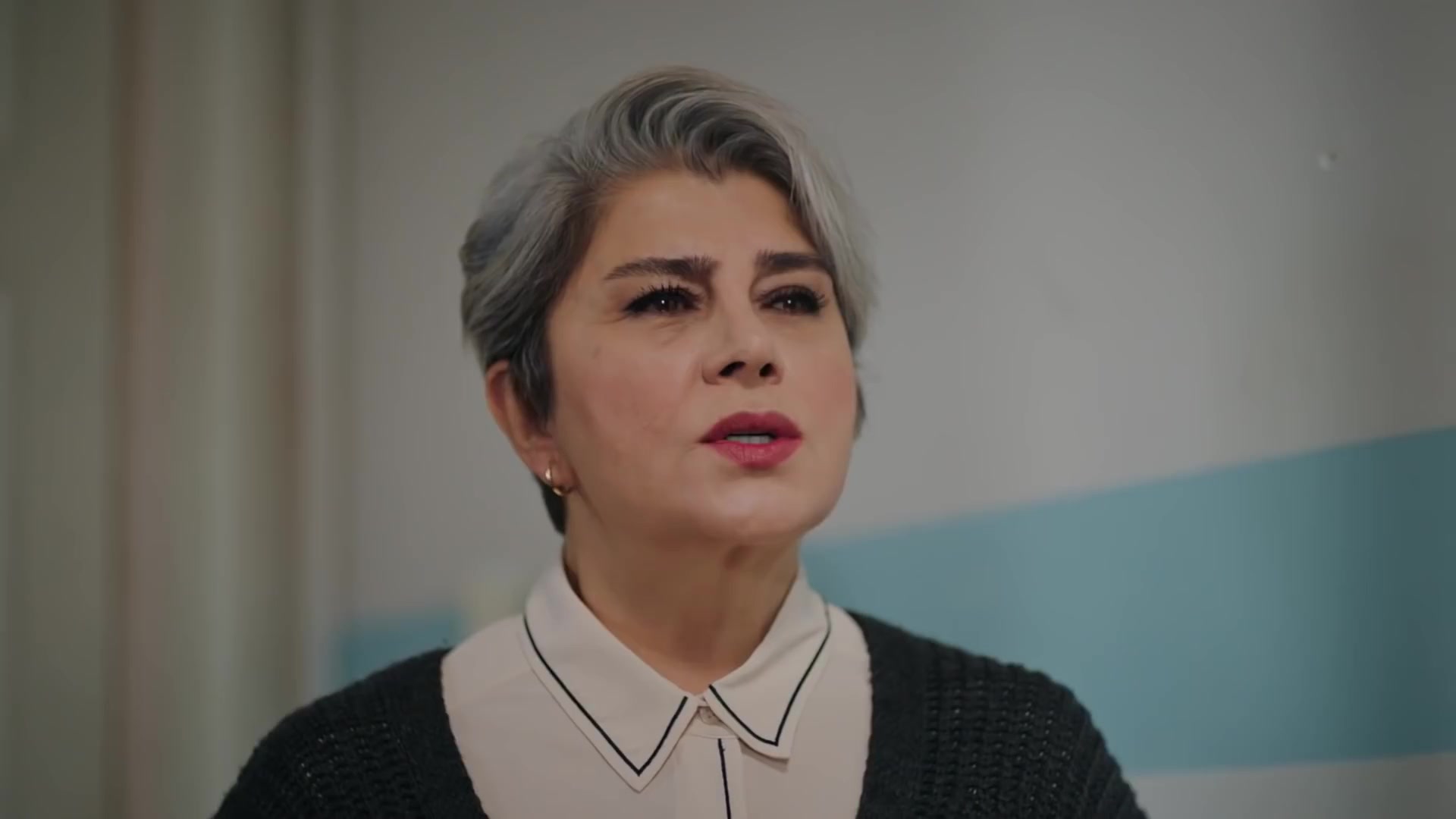 Девушка за стеклом 15 серия Девушка за стеклом 15 серия