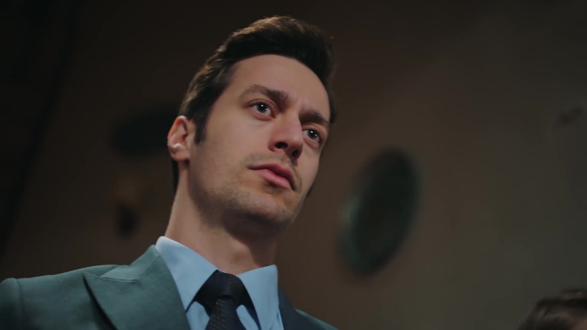 Девушка за стеклом 19 серия Девушка за стеклом 19 серия