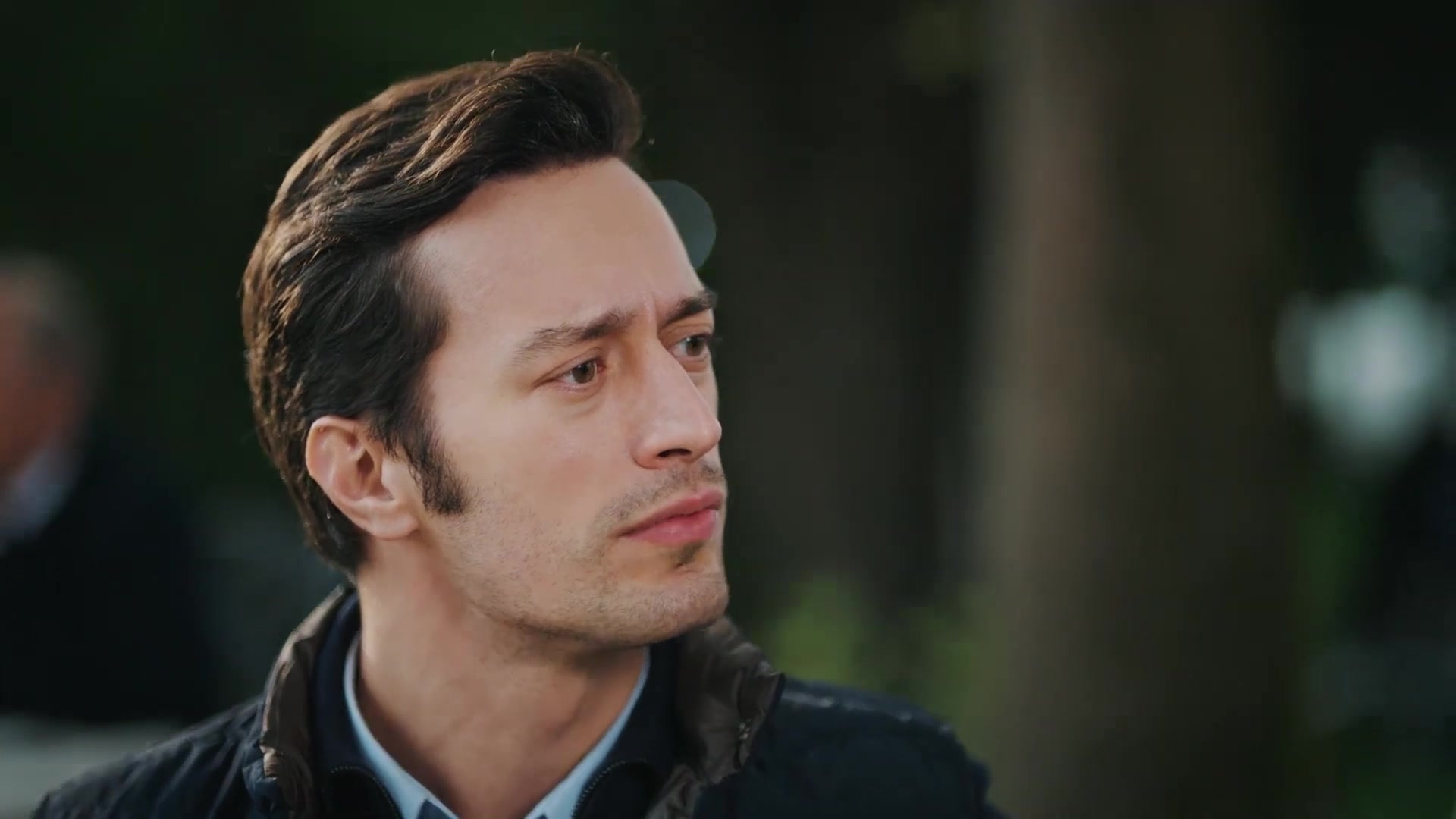 Девушка за стеклом 6 серия Девушка за стеклом 6 серия