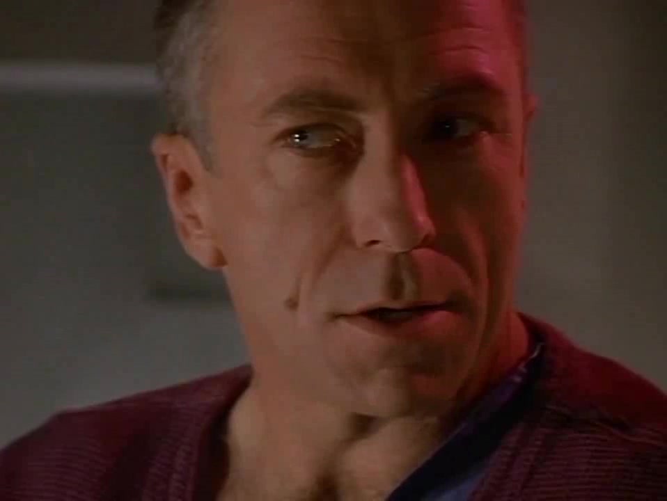 Бегство с Юпитера 1 серия Бегство с Юпитера 1 серия