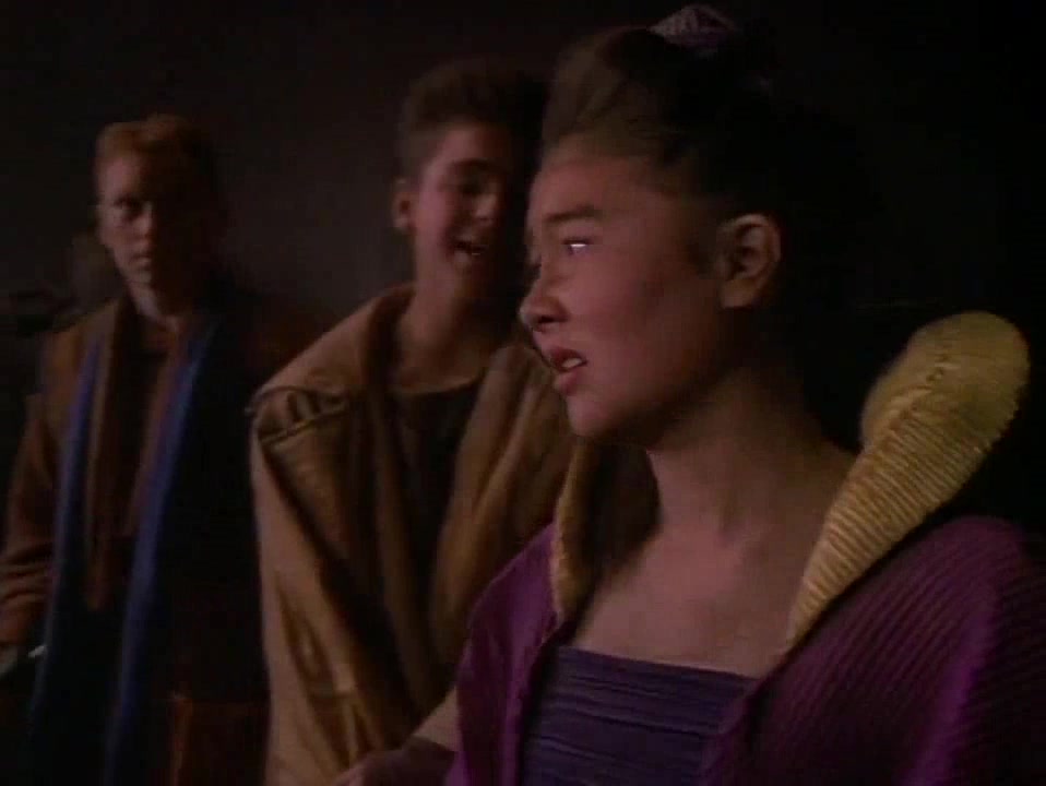 Бегство с Юпитера 2 серия Бегство с Юпитера 2 серия