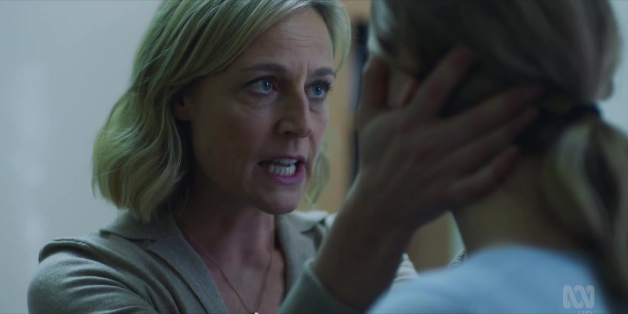 Без гражданства 2 серия