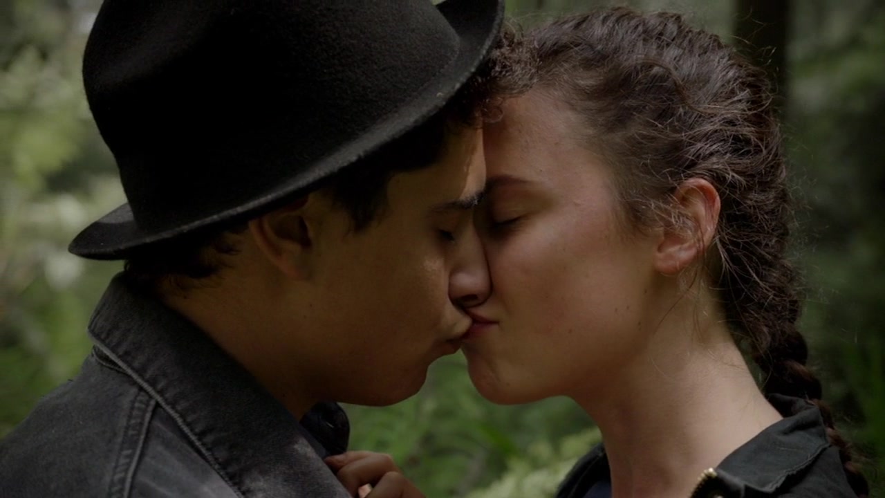 Вторжение. Битва за рай 6 серия