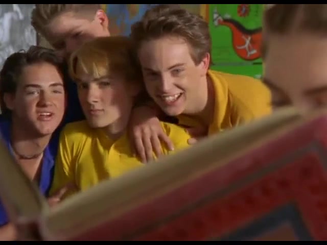 Весёлая семейка Твист 10 серия