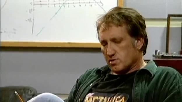 Между строк 10 серия