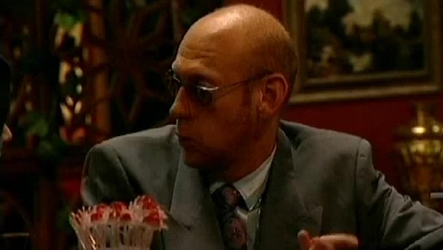 Между строк 17 серия