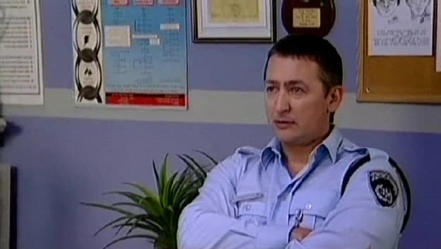 Между строк 38 серия