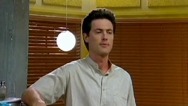 Между строк 43 серия