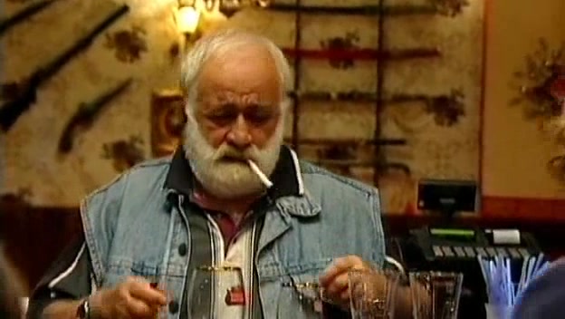 Между строк 5 серия