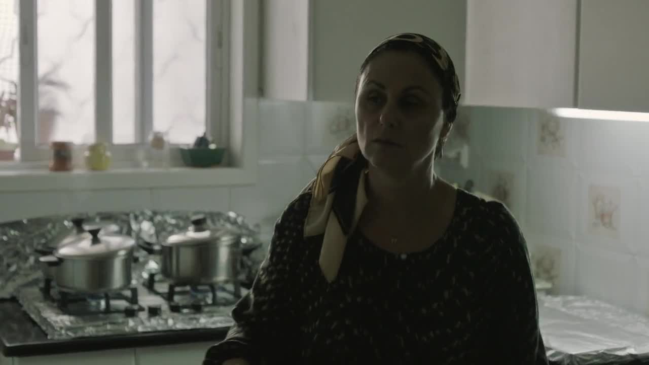 Под чужим флагом 1 серия Под чужим флагом 1 серия