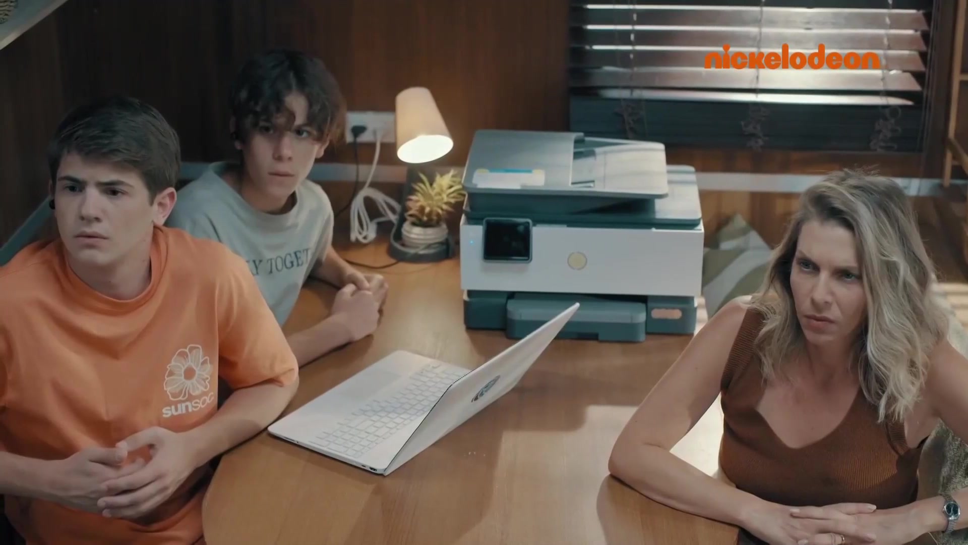 Шпионаж 18 серия