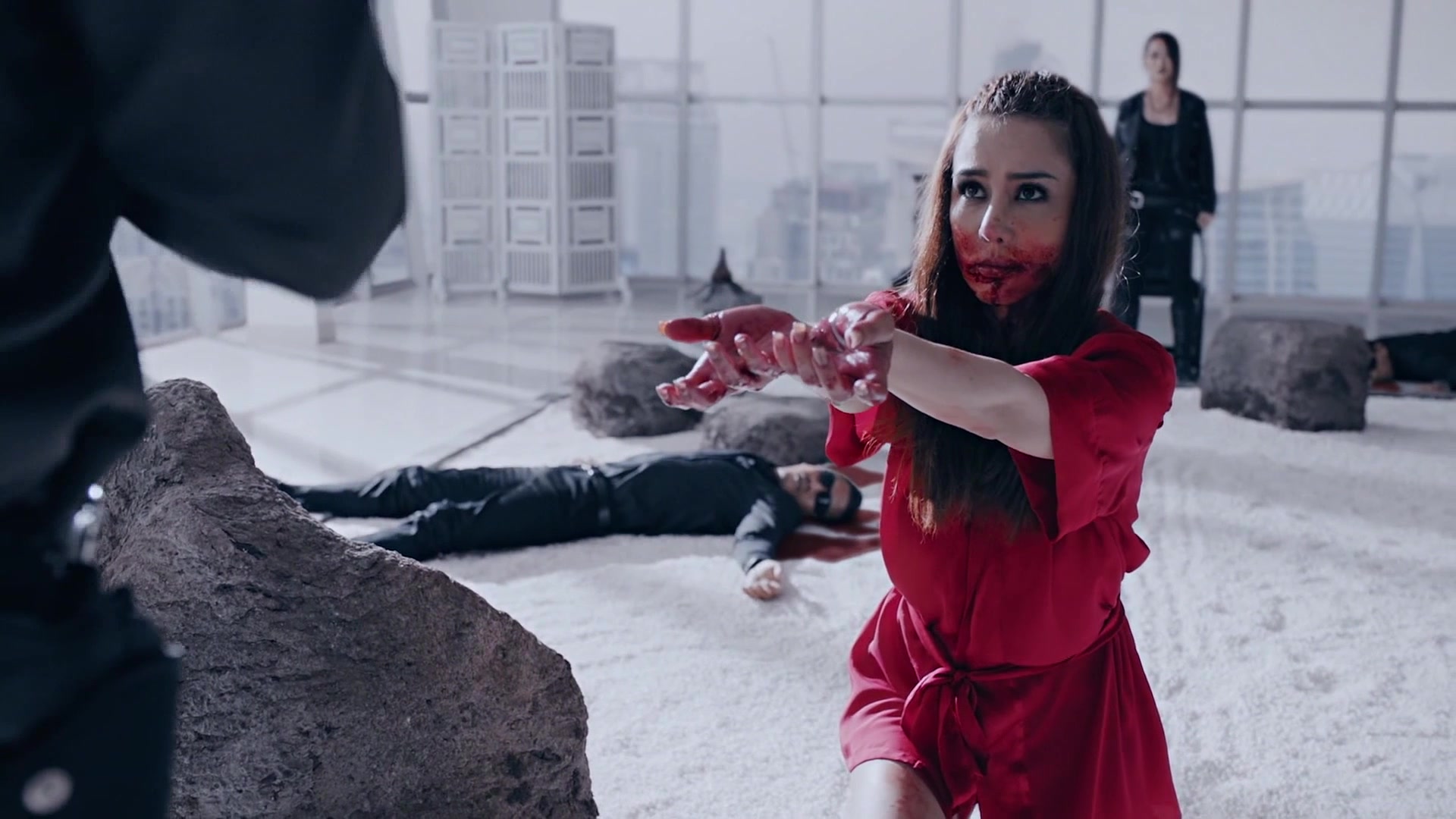 Полумиры 8 серия