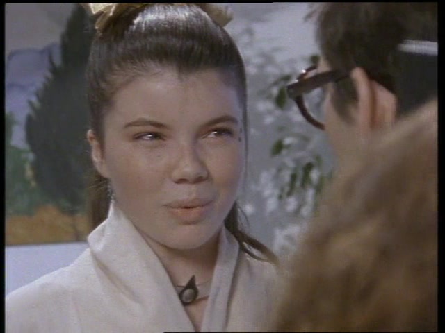 Девочка из завтра 11 серия