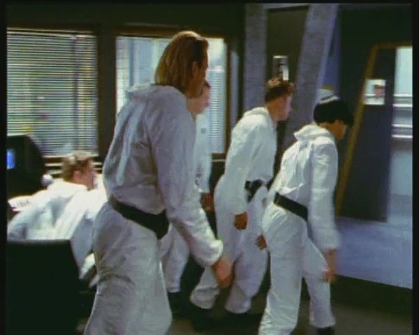 Девочка из океана 1 серия Девочка из океана 1 серия