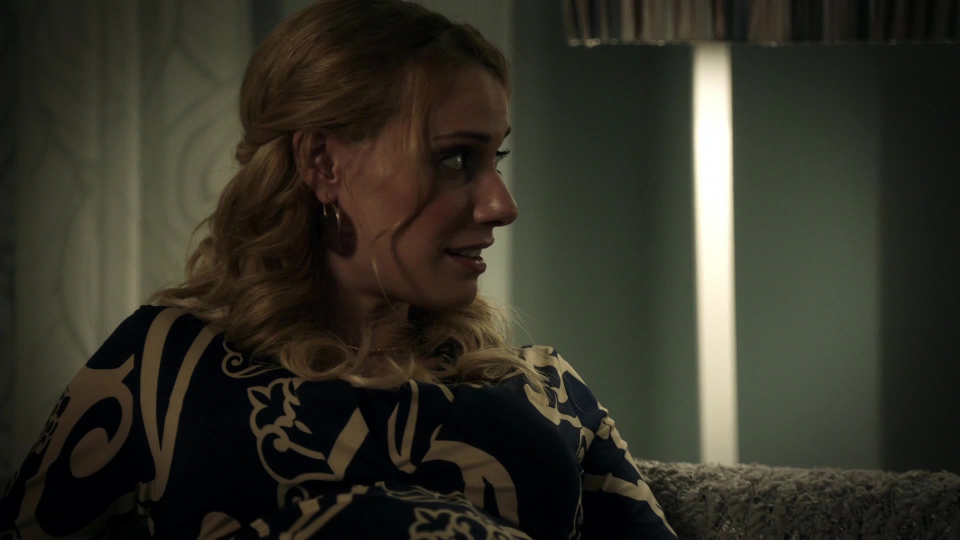 Красавица и чудовище (2012) 5 серия