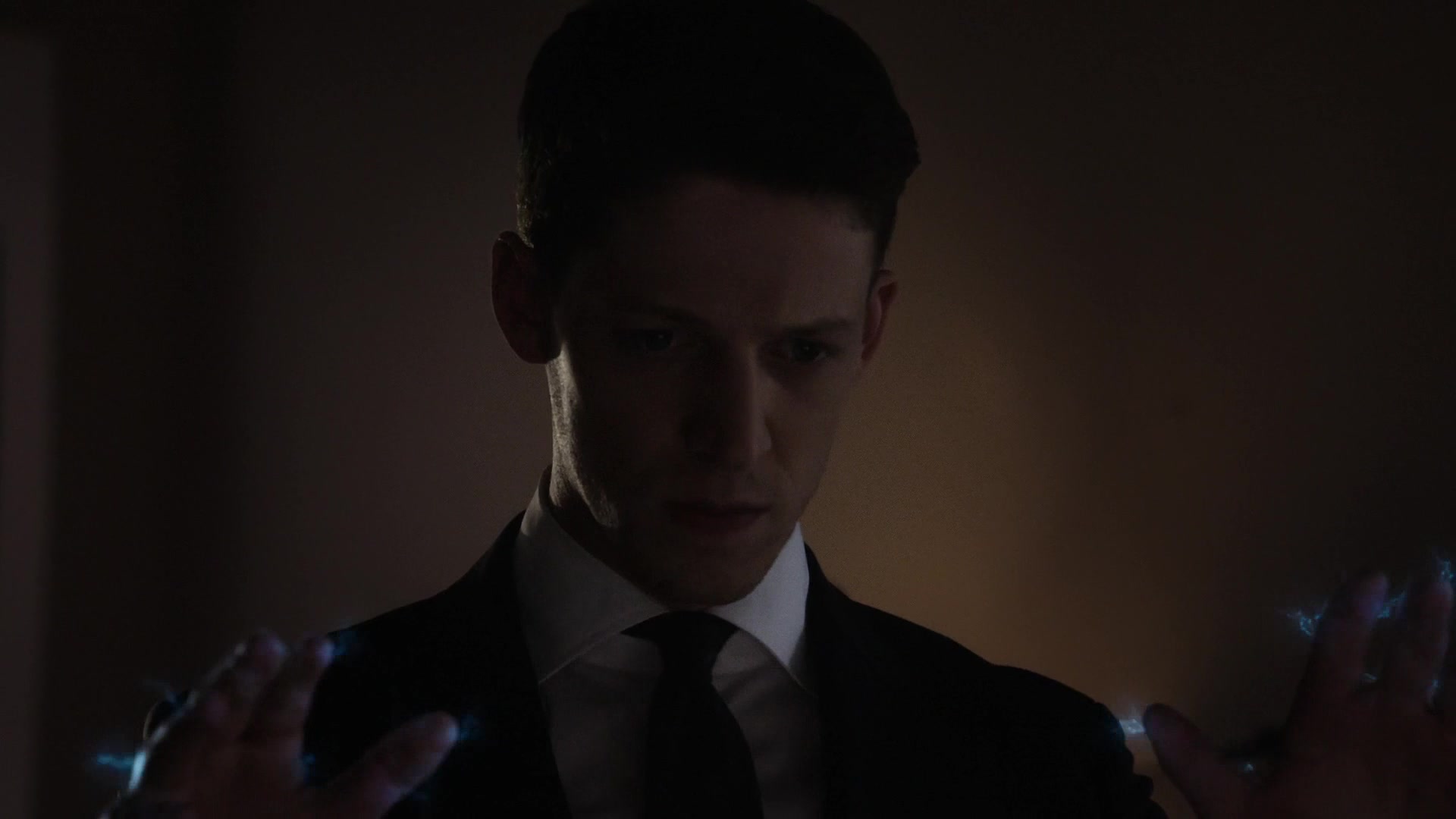 Красавица и чудовище 2 серия Красавица и чудовище 2 серия