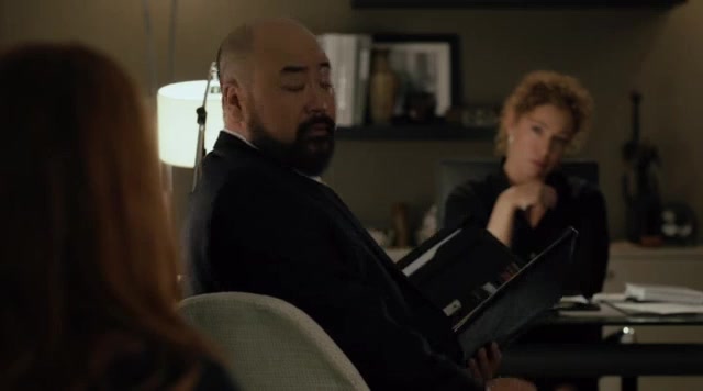 Пристрелите посланника 1 серия Пристрелите посланника 1 серия