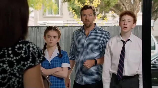 Не с того поля ягодка 2 серия Не с того поля ягодка 2 серия