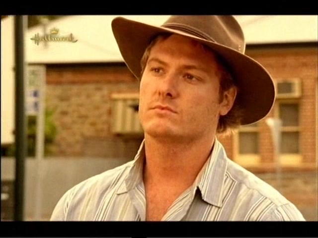 Дочери Маклеода (2001) 10 серия