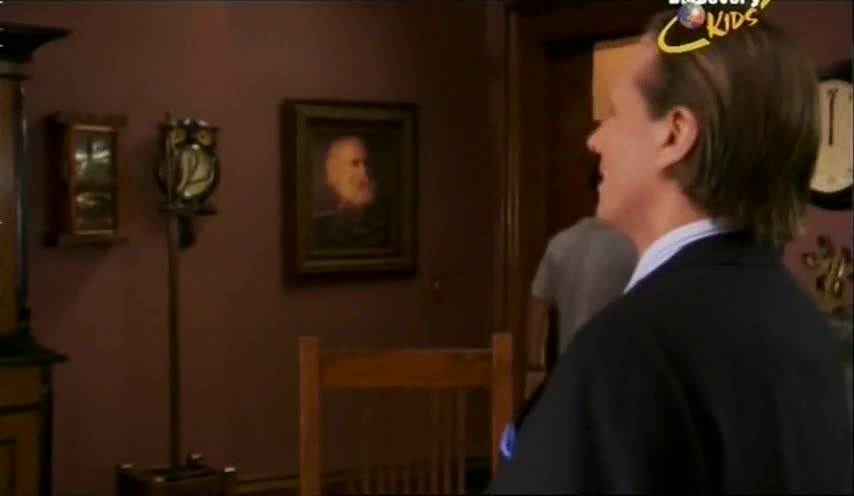 Школа «Черная дыра» 1 серия Школа «Черная дыра» 1 серия