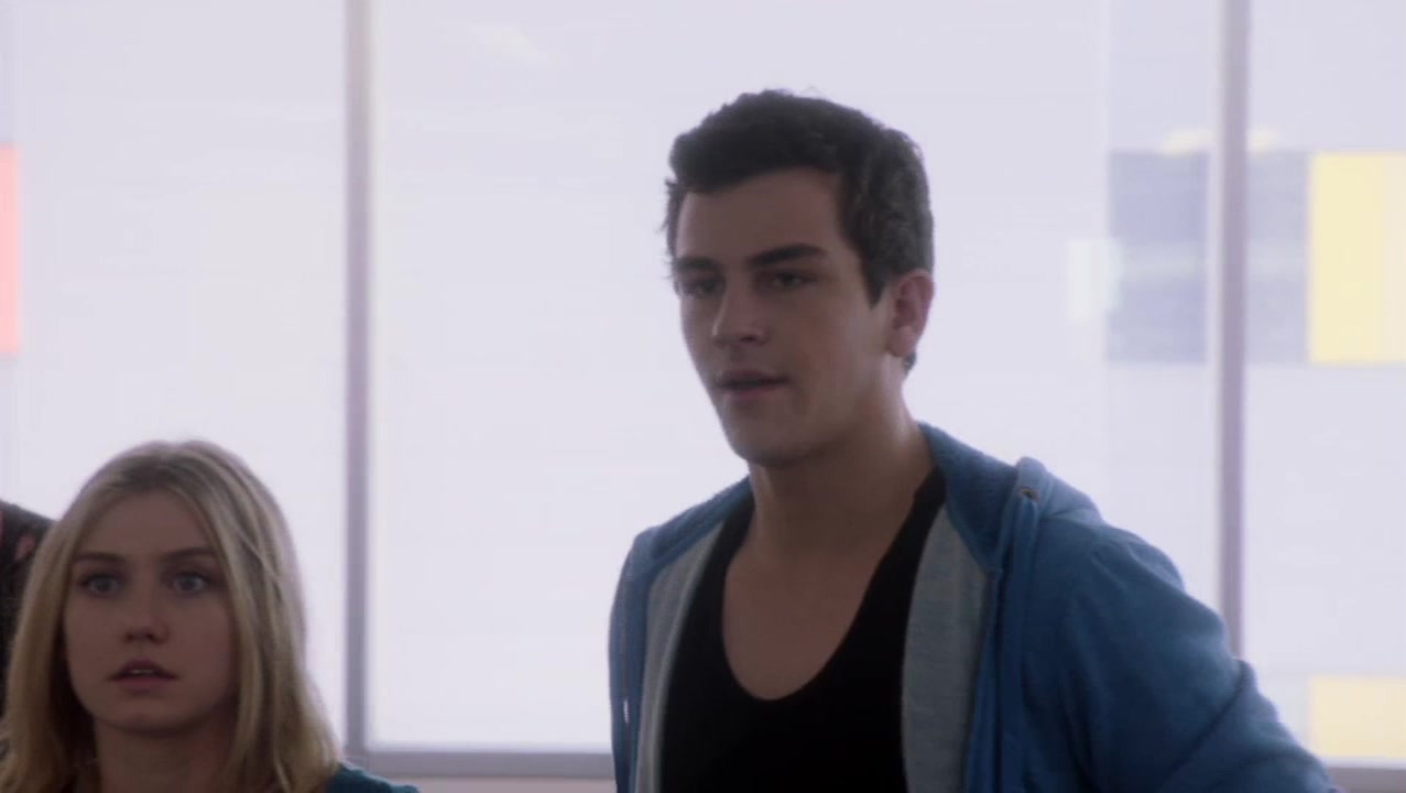 Танцевальная академия 13 серия