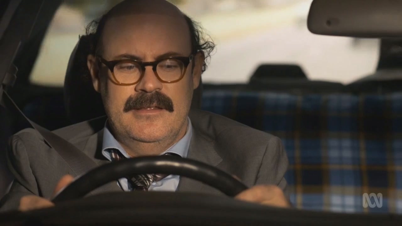 Щурящиеся (2018) 3 серия