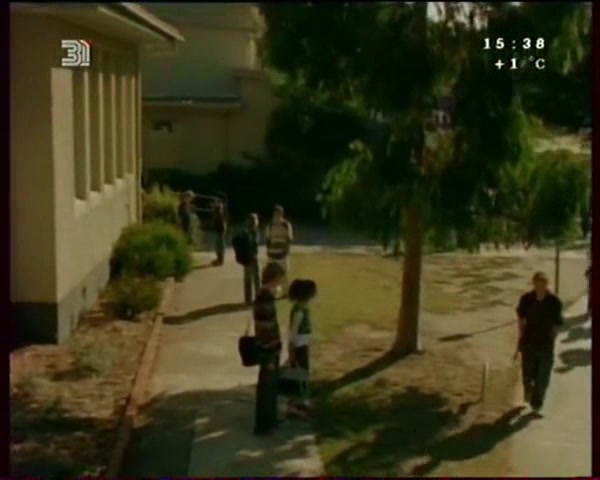 Команда Холли (2005) 1 серия