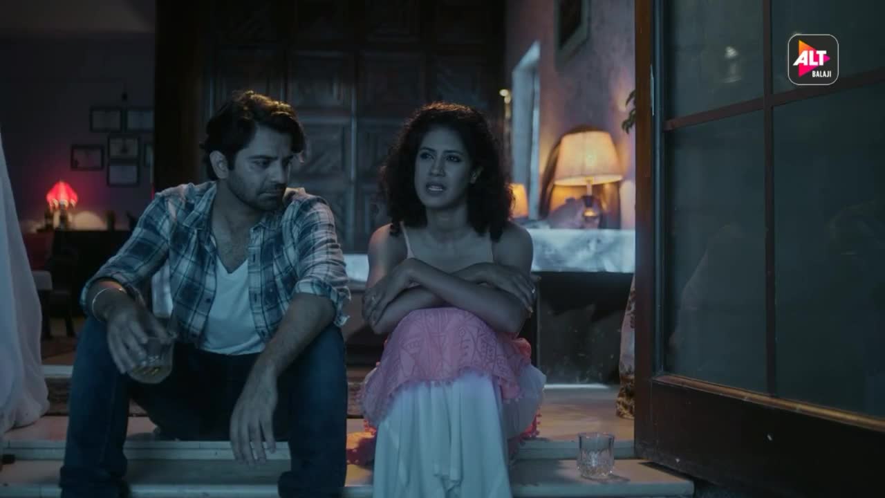 Большая индийская неблагополучная семья (2018) 4 серия