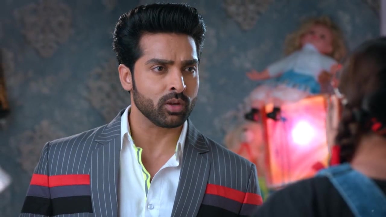 Дивья и Дришти 66 серия Дивья и Дришти 66 серия