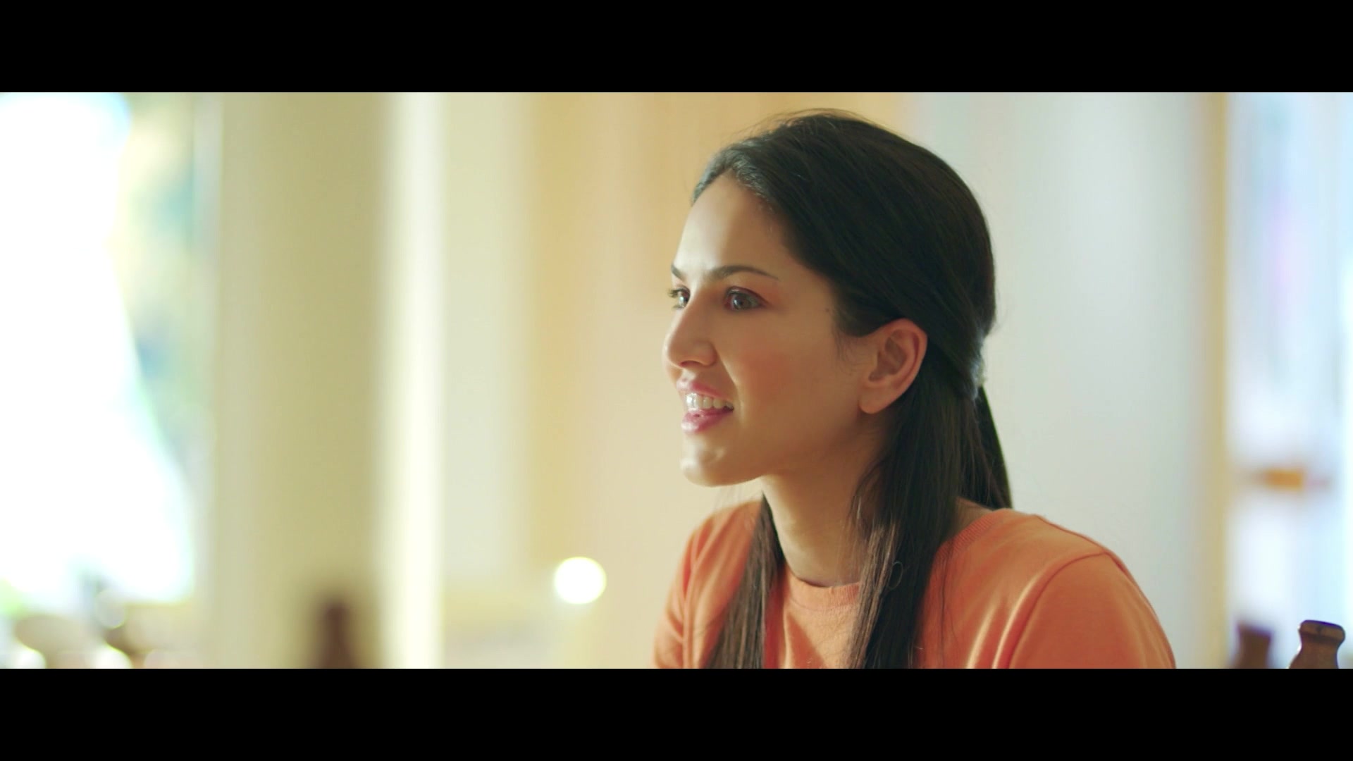 Каренджит Каур: нерассказанная история Санни Леоне 3 серия Каренджит Каур: нерассказанная история Санни Леоне 3 серия