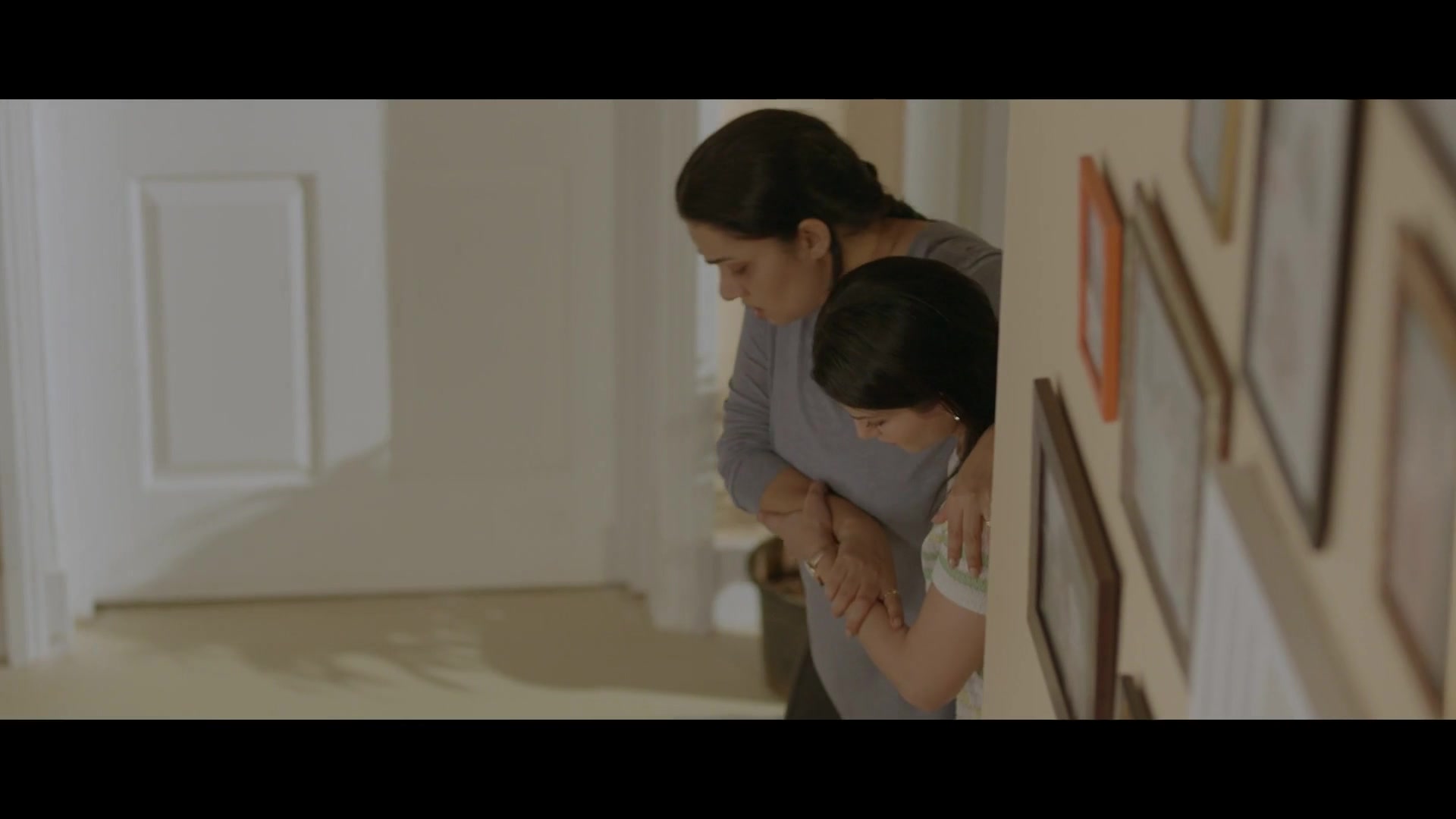 Каренджит Каур: нерассказанная история Санни Леоне (2018) 6 серия